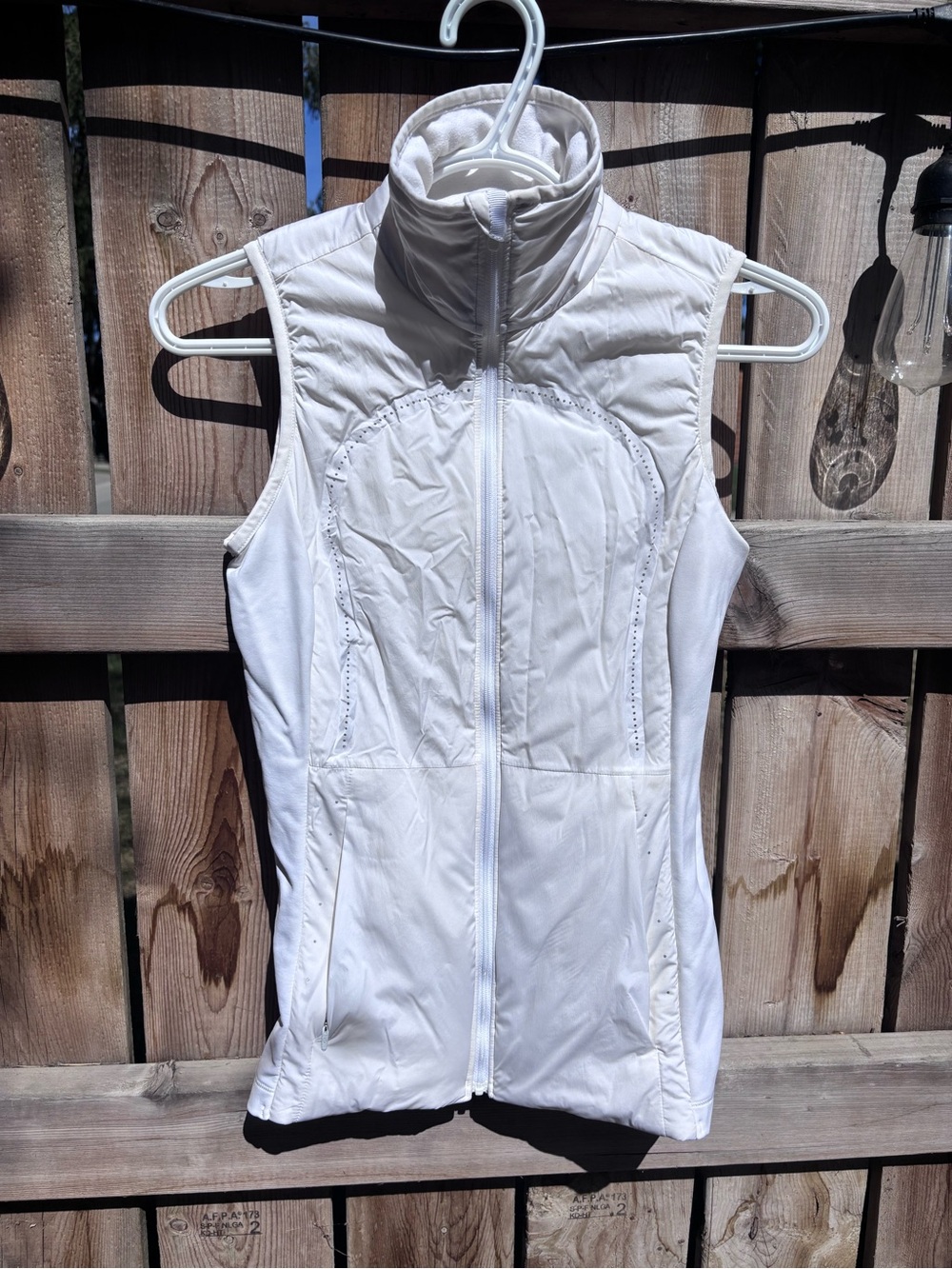lululemon athletica White sz 2 Vest